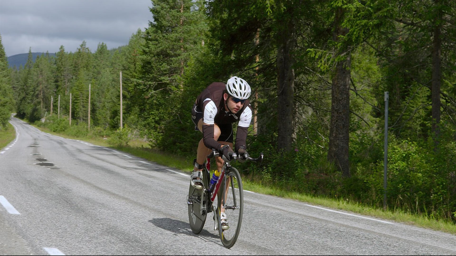 中国足球比赛焦点球员热力图整合模型,足球比赛热点图哪里看